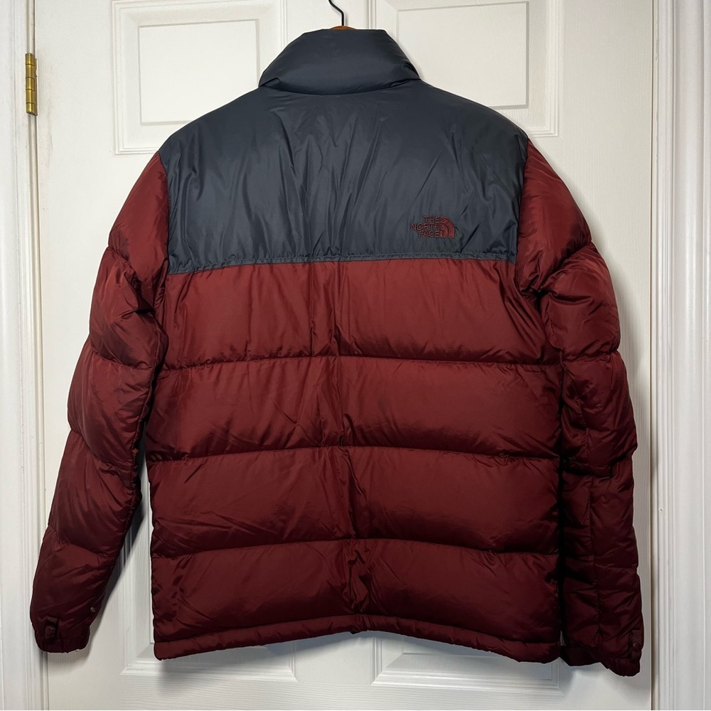 The North Fave 700 Down Puffer Jacket Maroon and Black Size Small - Picture 2 of 10